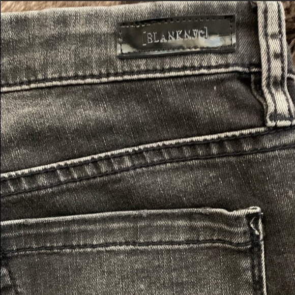 BlankNYC charcoal skinny distressed denim - Picture 5 of 10
